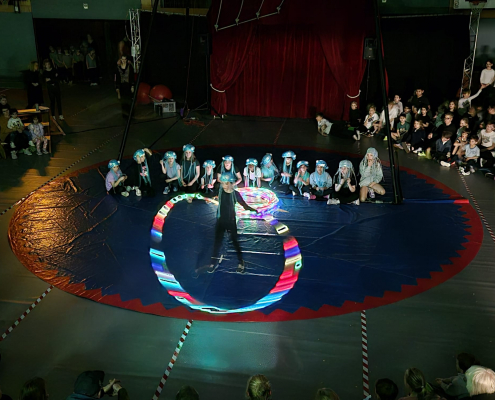 Zirkus 13
